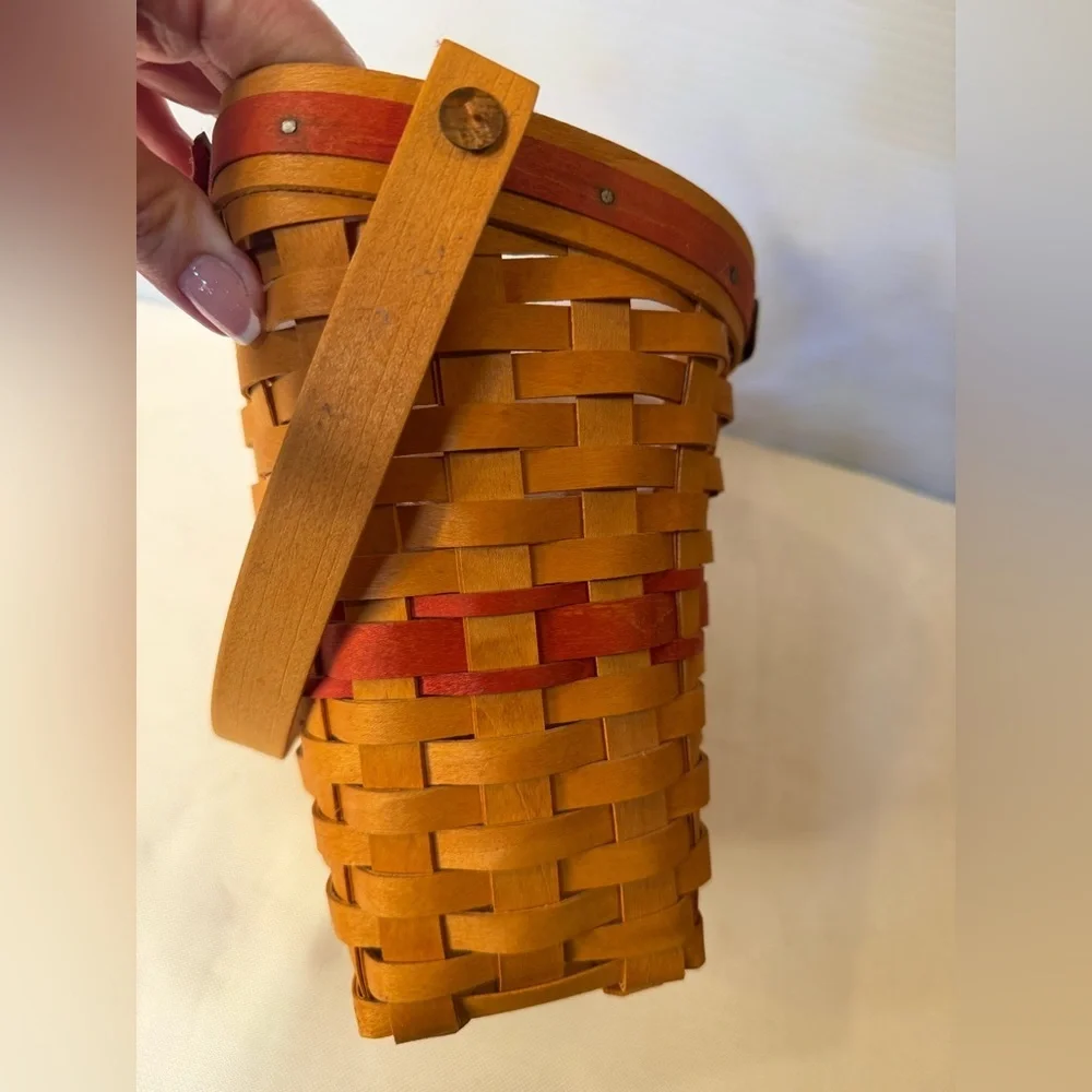 Longaberger Hand Woven Basket with Liner; Excellent condition